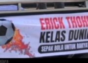 Support Erick Tohir, Jelang Kongres Luar Biasa Warga Sleman Bagikan Flyer dan Stiker