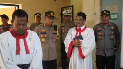 Isa Almasih, Polres Tegal Patroli dan Monitoring Di Empat Titik Gereja Slawi