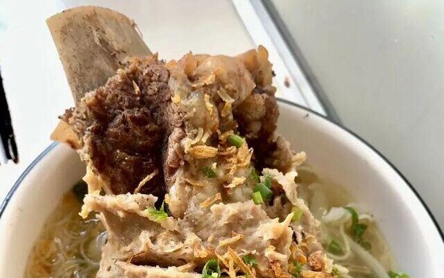 Sedang Viral Bakso Sariga, Menu Favorit Bakso Tulang Rusuk Iga Sapi dan Bakso Dragonball