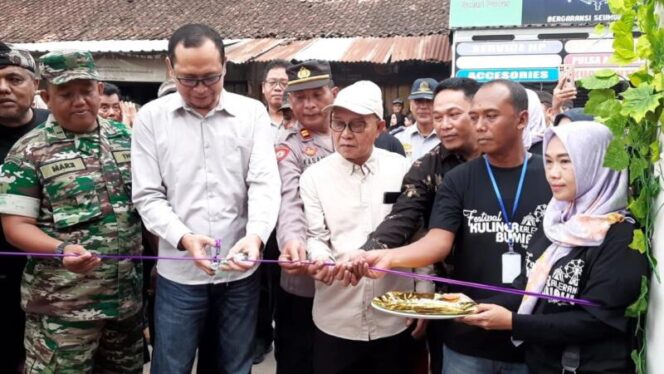 
					Camat Bumiayu Buka Festival Kuliner dan Hiburan