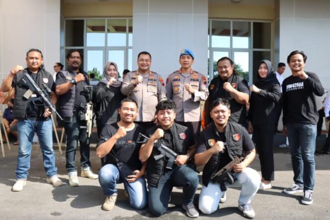 
					Polres Brebes berhasil mengamankan 5 (lima) orang pelaku yang merupakan penyalur tenaga migran secara illegal yang dalam prakteknya banyak menyalahi aturan.