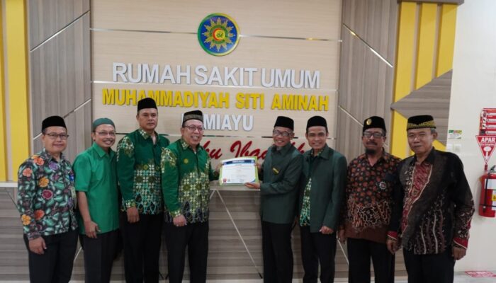 Rumah Sakit Umum Muhammadiyah Siti Aminah Bumiayu Terima Sertifikat SIRSMA