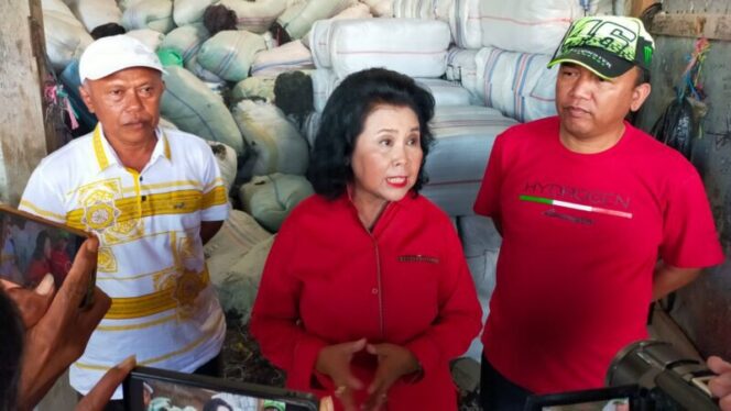 
					Ketua DPP PDI Perjuangan Wiryanti menyebut potensi rumput laut di Desa Randusanga Kulon luar biasa. 