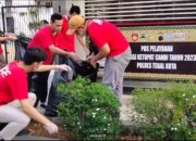 Peringati World Clean-up Day 2023 ACE Tegal Bersih-bersih Alun-alun