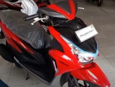 Yahama FreeGo 125 warna merah menjadikan sepeda motor ini semakin menawan. 