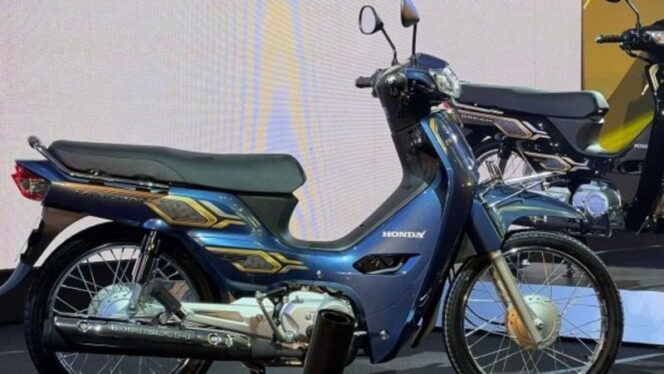 
					Honda Dream merupakan kembaran Honda Kirana. Di tahun ini sepeda motor tersebut kembali diproduksi. Foto: 2banh.vn.