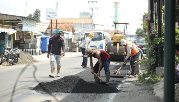 Target H-7 Lebaran Idul Fitri Jalan Mulus DPUPR Kabupaten Tegal Terbitkan 15 SPK Perbaikan dan Perawatan