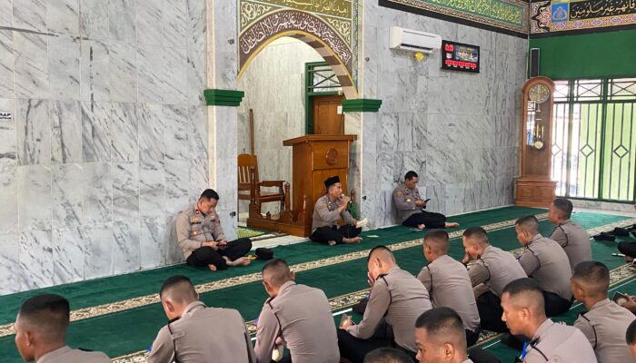 Binrohtal, Kapolres Ingatkan Jajaran Polres Tegal Perbanyak Bersyukur