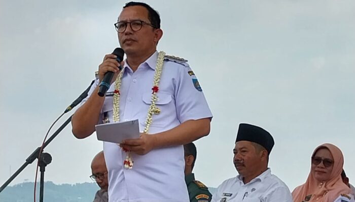 Pj Bupati Tegal Siap Colek Kementerian Asalkan Warga Desa Mokaha Jatinegara Ciptakan Khas Komoditi