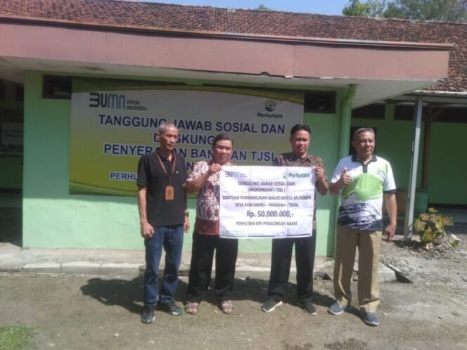 
					Perhutani KPH Pekalongan Barat Salurkan Bantuan Senilai 100 Juta Rupiah Peduli Bidang Pendidikan dan Keagamaan