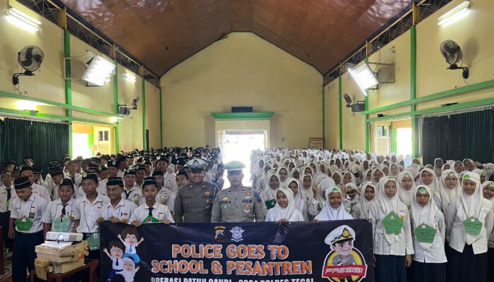 Hari Pertama Operasi Patuh Candi 2024  Polres Tegal Datangi MAN 1 Tegal