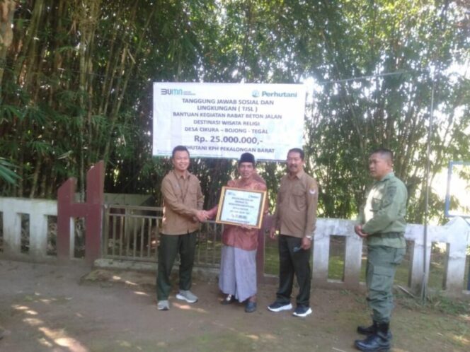 
					Peduli Wisata Religi di Tegal Perhutani KPH Pekalongan Barat Gulirkan Bantuan 25 Juta