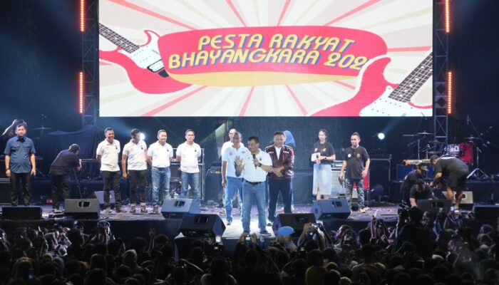 Kapolda Jateng Irjen Pol Ahmad Luthfi Dukung Bakat Musik dan UMKM Lokal di Pesta Rakyat 2024