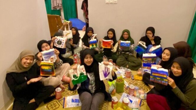 
					Menghadapi Stunting di Desa Magersari Magelang, Mahasiswa KKN Undip Terapkan Art-Therapy untuk Perempuan