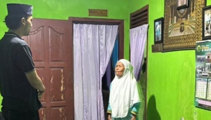 Terbaru, Bima Cabup Tegal Nomor Urut 01 Selain Menginap Di Rumah Tokoh Muslimat Juga Ajak Warga Diskusi