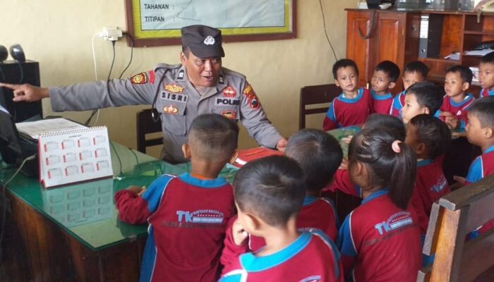 Polisi Sahabat Anak: Polsek Tonjong Sambut Kunjungan Anak-anak PAUD