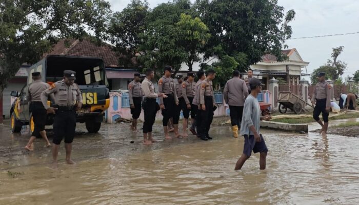 Polres Brebes Siaga Hadapi Musim Hujan, Banjir Landa Sejumlah Wilayah