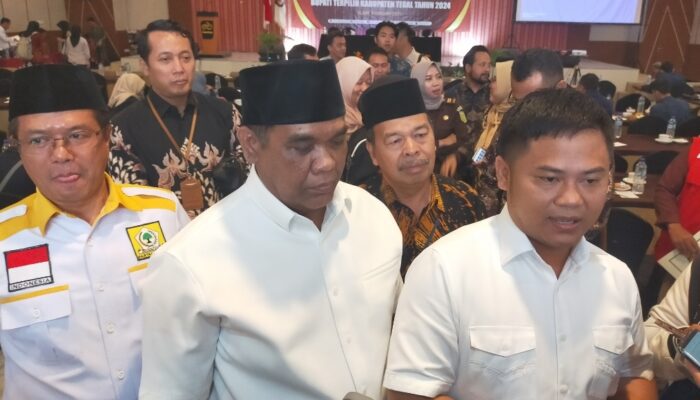 Ketok Palu Tiga Kali,  KPU Kabupaten Tegal Tetapkan Ischak-Kholid Akhiri Pilkada 2024