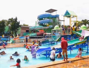 Suasana Waterpark Sahabat Alam Bumiayu. (Portal Pantura/Imam Muzaky)